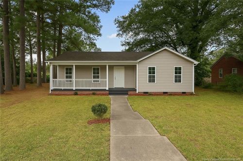 206 E Prospect Ave, Raeford, NC, 28376-2724 | Card Image