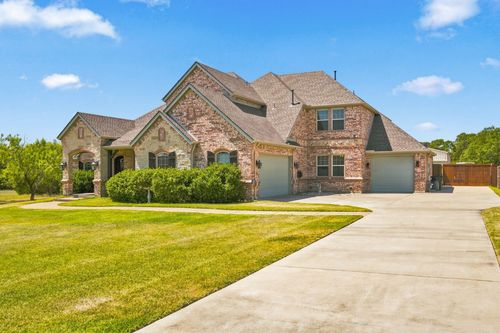 911 Tate St, Mansfield, TX, 76063-6293 | Card Image