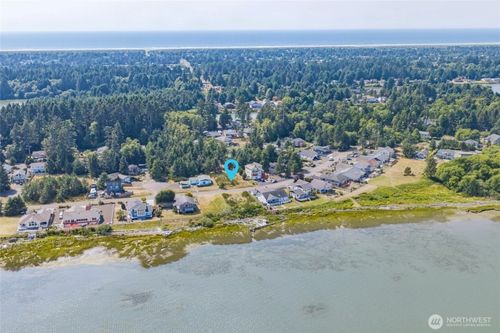 129 Sunrise Ave Se, Ocean Shores, WA, 98569-9509 | Card Image