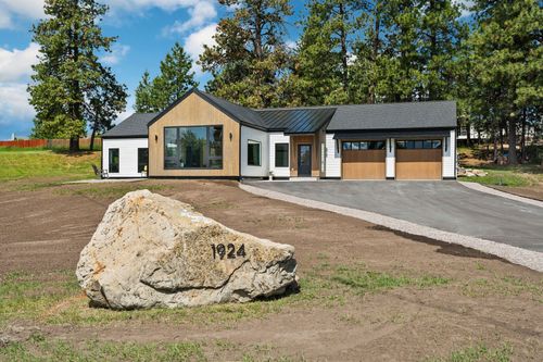 1924 Rapids Ave, Columbia Falls, MT, 59912-4518 | Card Image