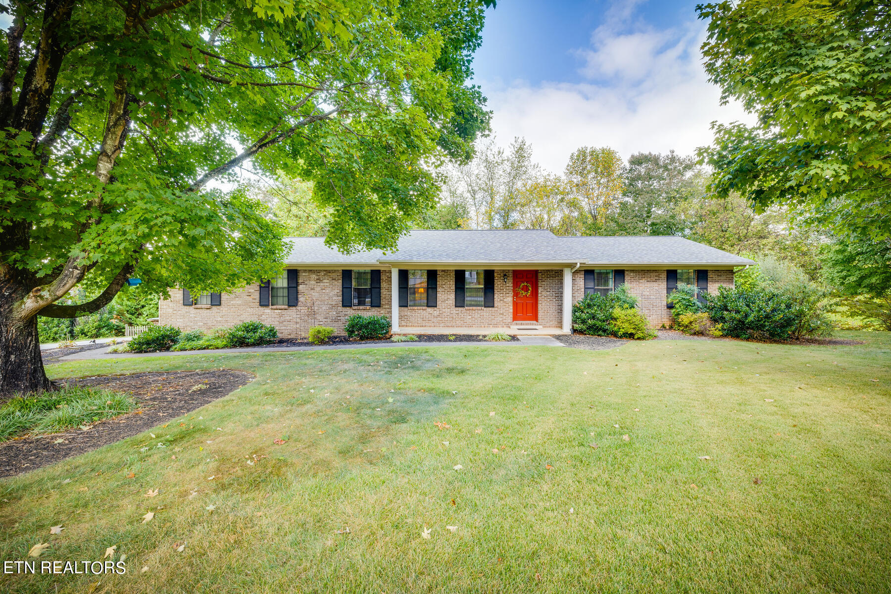 Twin View Dr, Knoxville, TN 37932