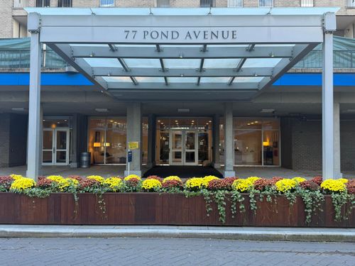 apt-1103-77 Pond Ave, Brookline, MA, 02445-7115 | Card Image