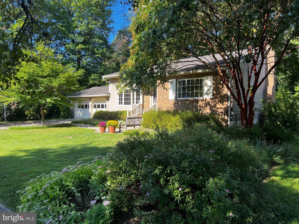 Cotswolde Quay Ct, Severna Park, MD 21146