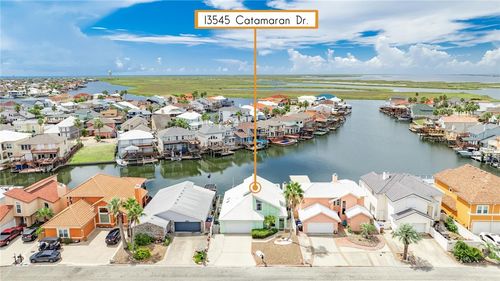 13545 Catamaran Dr, Corpus Christi, TX, 78418-6954 | Card Image