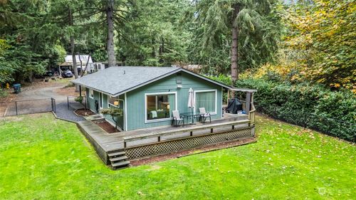 3037 Hillside Drive Ne, Bremerton, WA, 98310 | Card Image