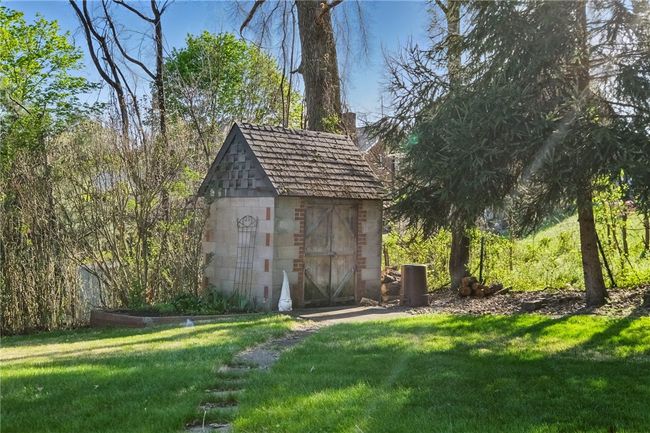 1102 Dagmar Ave, House other with 3 bedrooms, 2 bathrooms and 4 parking in Pittsburgh PA | Image 35