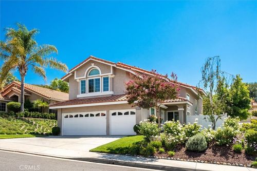 28720 Park Woodland Pl, Santa Clarita, CA, 91390-3103 | Card Image