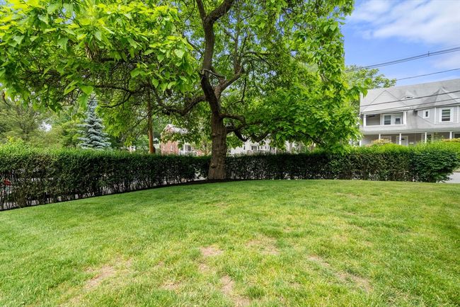 79-79 - 77 Central Ave, Condo with 4 bedrooms, 3 bathrooms and 2 parking in Newton MA | Image 24