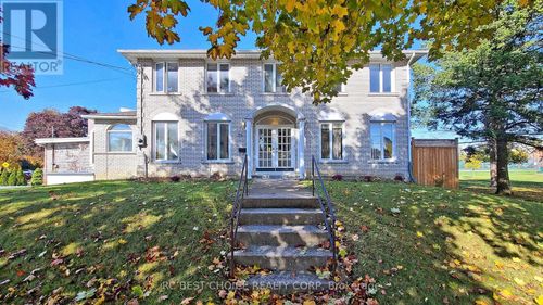 76 Rockford Rd, North York, ON, M2R3A7 | Card Image