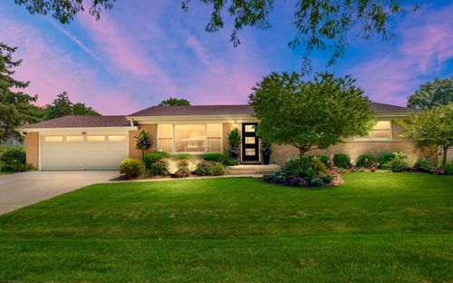 532 Merlin Dr, Schaumburg, IL, 60193-4324 | Card Image