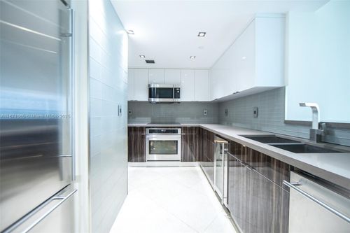 apt-602-520 West Ave, Miami Beach, FL, 33139-6797 | Card Image