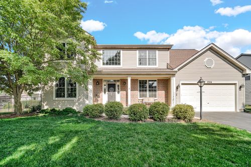 2316 Loop Rd, Algonquin, IL, 60102-6647 | Card Image