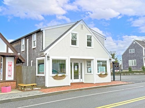 450 Main St, Chatham, MA, 02633-2456 | Card Image