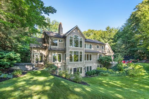 19184 Rosemary Rd, Spring Lake, MI, 49456-9657 | Card Image