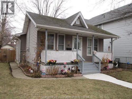 27 Gray Street, Chatham, ON, N7M1S0 | Card Image