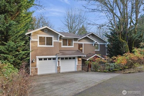 17412 32nd Avenue Ne, Lake Forest Park, WA, 98155 | Card Image