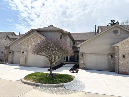 25540 Waterview Dr, Harrison Township, MI, 48045-3388 | Card Image