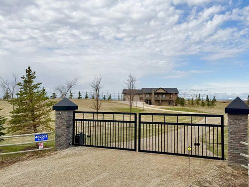 482011-64 Street, Rural Foothills County, AB, T0L0A0 | Card Image