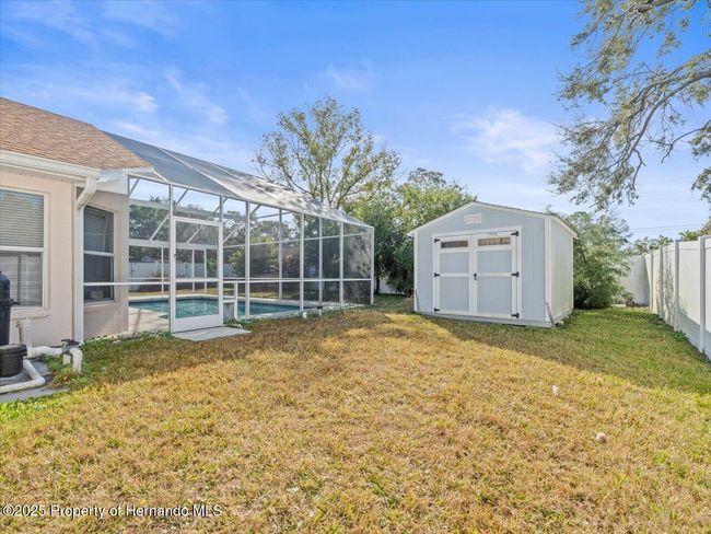 8484 Annapolis Rd, House other with 3 bedrooms, 2 bathrooms and null parking in SPRING HILL FL | Image 35
