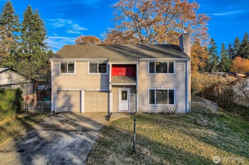 15303 11th Avenue Ct E, Tacoma, WA, 98445-1204 | Card Image