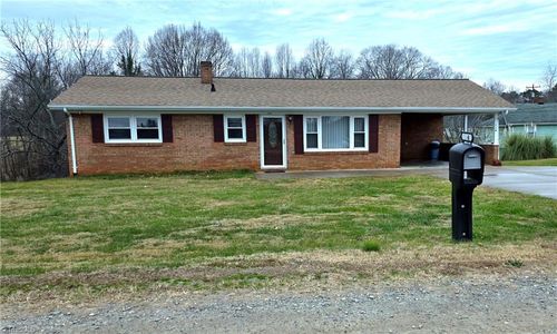 114 Forester Ln, North Wilkesboro, NC, 28659-8352 | Card Image