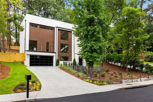 2822 Shady Valley Dr Ne, Atlanta, GA, 30324-2749 | Card Image