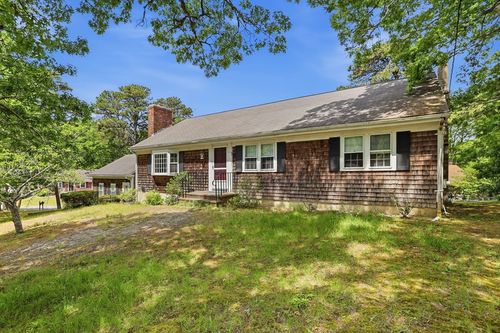 1 Aspen Rd, Harwich, MA, 02645-1829 | Card Image