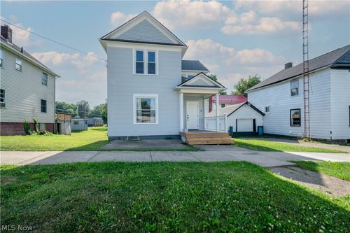244 N Park Ave, Alliance, OH, 44601-1830 | Card Image