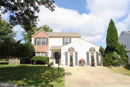 6950 Strawberry Dr, Bryans Road, MD, 20616-4220 | Card Image