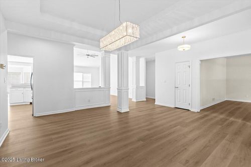 9917 White Blossom Blvd, Louisville, KY, 40241-4166 | Card Image