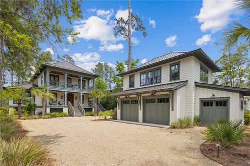 415 Corley St, Bluffton, SC, 29910-8037 | Card Image
