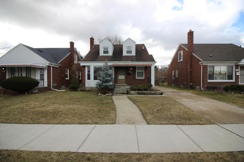16230 Toepfer Dr, Eastpointe, MI, 48021-2363 | Card Image