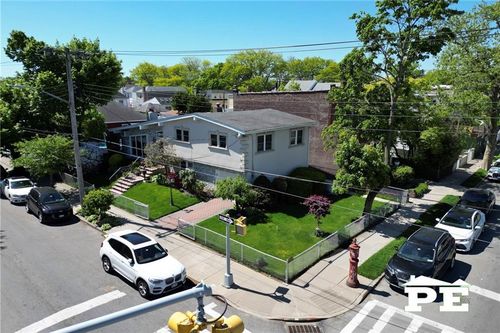 4122 Avenue T, Brooklyn, NY, 11234-5032 | Card Image