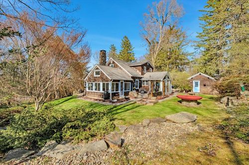 15 Crosby Rd, North Salem, NY, 10560-1042 | Card Image