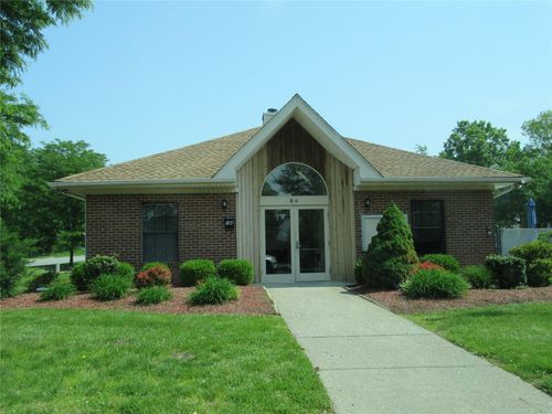 apt-13-1 Brook Dr, Washingtonville, NY, 10992-1068 | Card Image