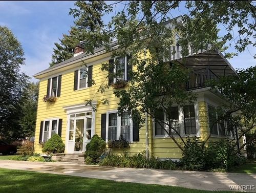 47 Edge Park Ave, Buffalo, NY, 14216-3320 | Card Image