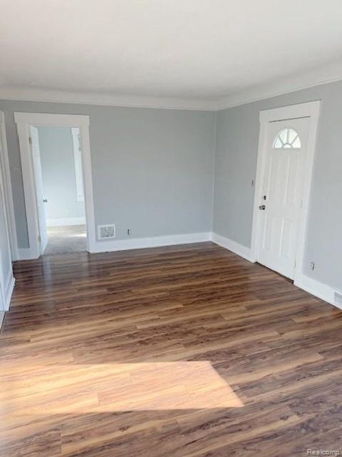 3481 Bacon Ave, Berkley, MI, 48072-1101 | Card Image