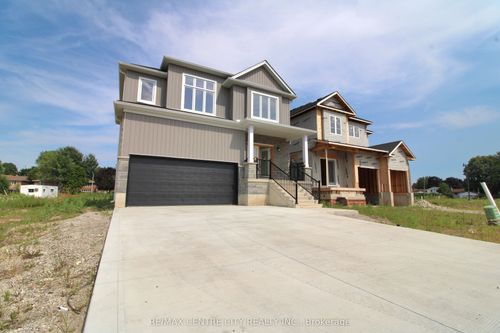 {{alt}} | Card Image