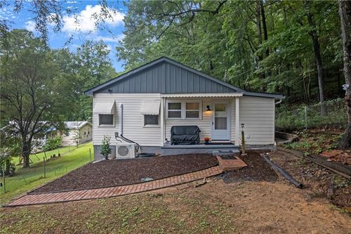 2480 Hill Cir Ne, Conyers, GA, 30012-2416 | Card Image