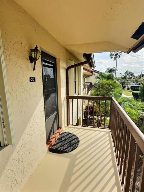 202-4682 Lucerne Lakes Blvd E, Lake Worth, FL, 33467-3931 | Card Image