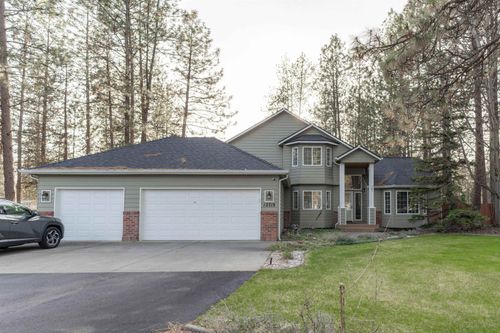 12719 W Greenfield Rd, Nine Mile Falls, WA, 99026-9358 | Card Image
