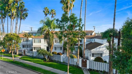 5120 E Livingston Dr, Long Beach, CA, 90803-5535 | Card Image
