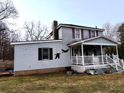 13 Hall St, North Bennington, VT, 05257-9535 | Card Image