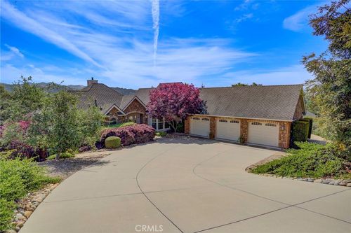 560 Stagecoach Rd, Arroyo Grande, CA, 93420-4617 | Card Image