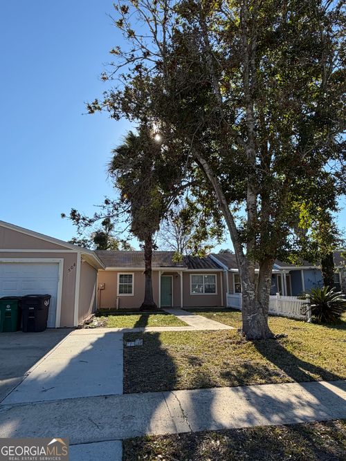 508 Chateau Cir, Saint Marys, GA, 31558-8917 | Card Image