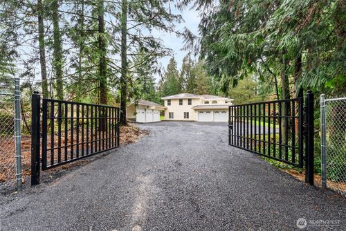 176 Chilvers Rd, Chehalis, WA, 98532-9611 | Card Image