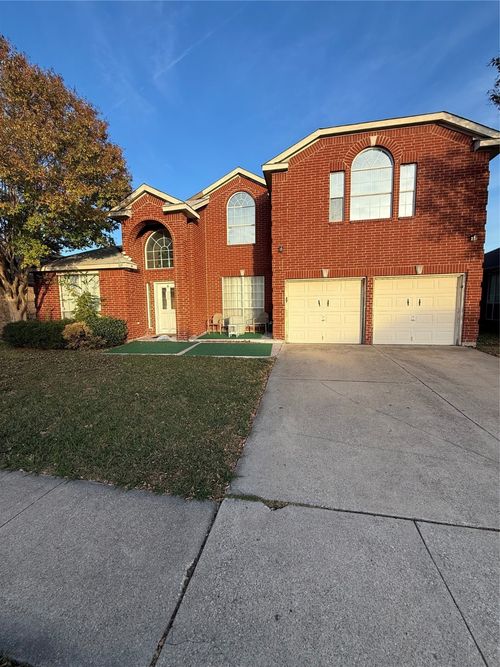 7415 Amsterdam Ln, Arlington, TX, 76002-3482 | Card Image