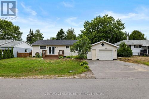 60 Hemlock Street, Highlands East (Bicroft Ward), ON, K0L1M0 | Card Image