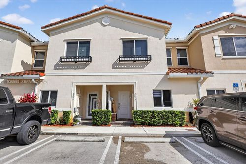 2805 Nw 180th St, Miami Gardens, FL, 33056-3482 | Card Image