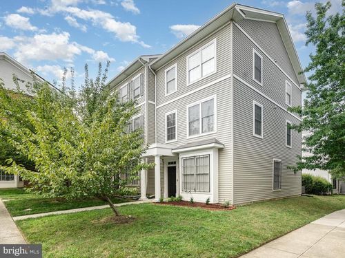 3239 Stanton Rd Se, WASHINGTON, DC, 20020-2942 | Card Image